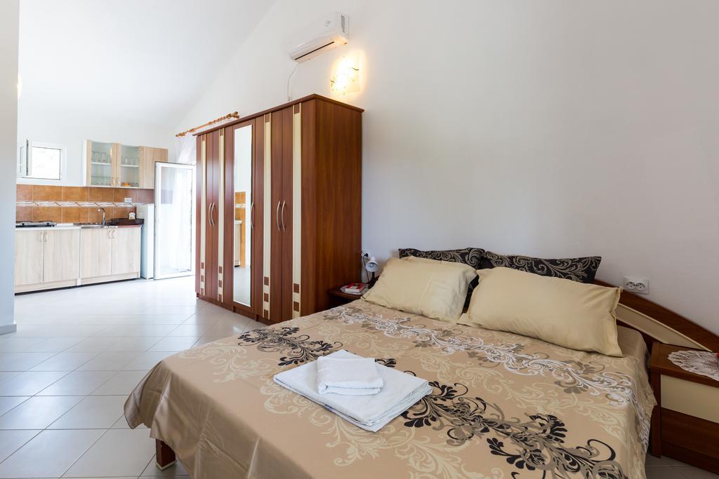 Apartments Sofia Сутоморе Экстерьер фото